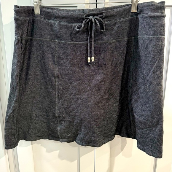 Green Tea Gray Cotton Blend Knit‎ Skort with Small Interior Pocket - Picture 1 of 6